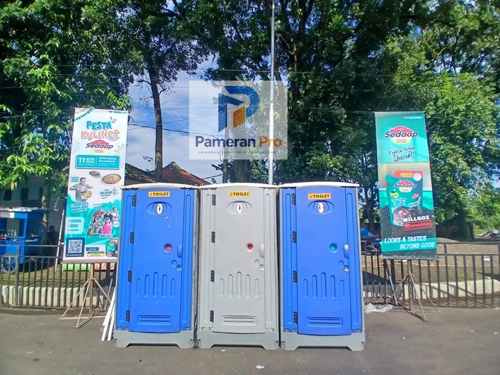 toilet portable event kuliner